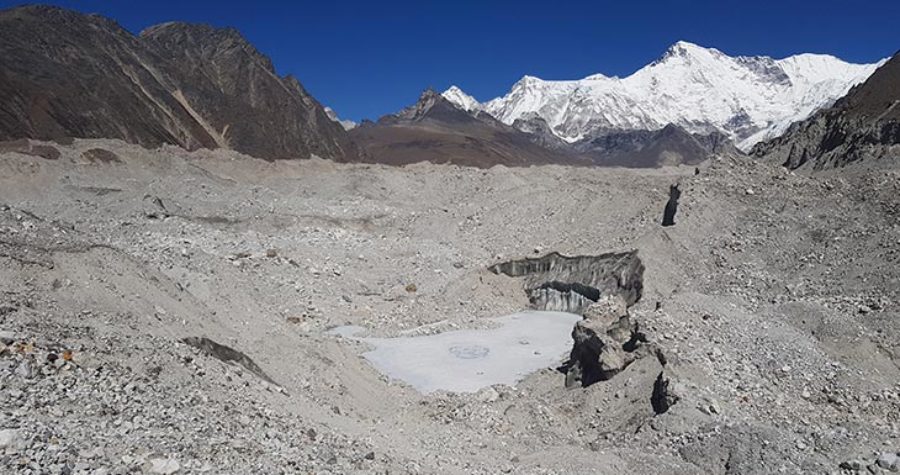 Khumbu Glaciar everest