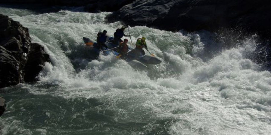  Tamur Rafting Expedition 