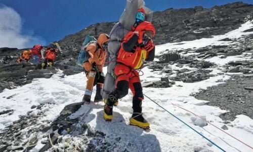 Malaysian Mountaineer Miraculous Rescue from the Everest Death Zone