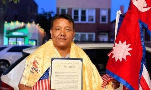 Lhakpa Rinji was Honored with a Bravery Medal and Hero Award in New York