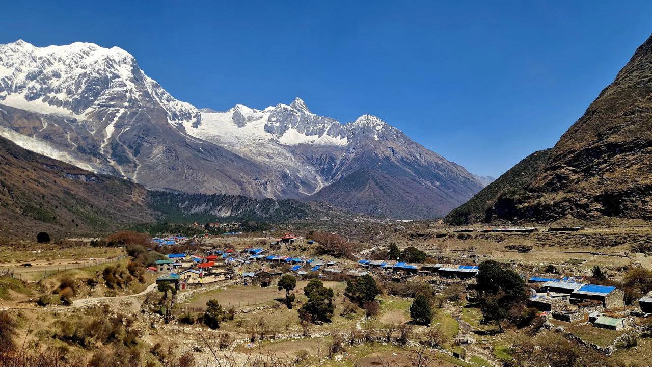 Manaslu Tsum Valley Trek